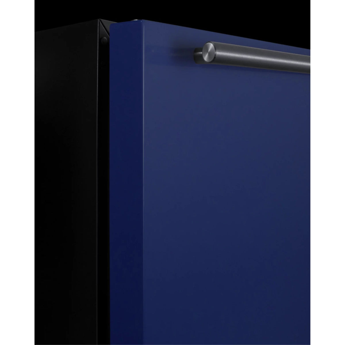 24" Wide 5.1 Cu. Ft. Compact Refrigerator And Freezer Combo - Blue U905
