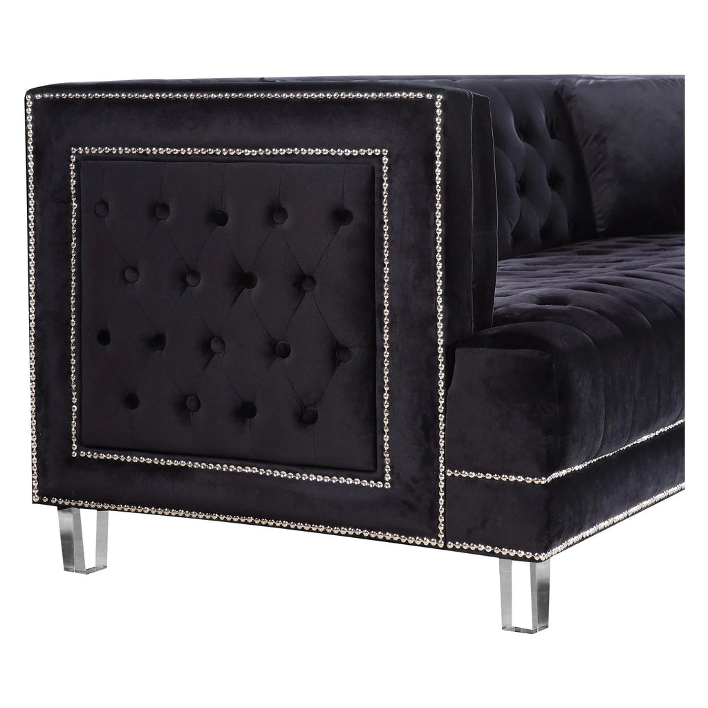 Cream Velvet Chair R619