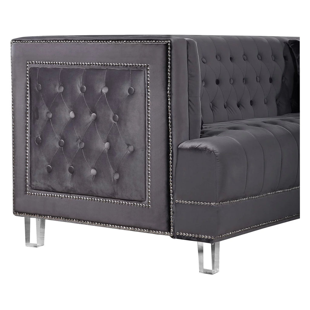 Cream Velvet Chair R619