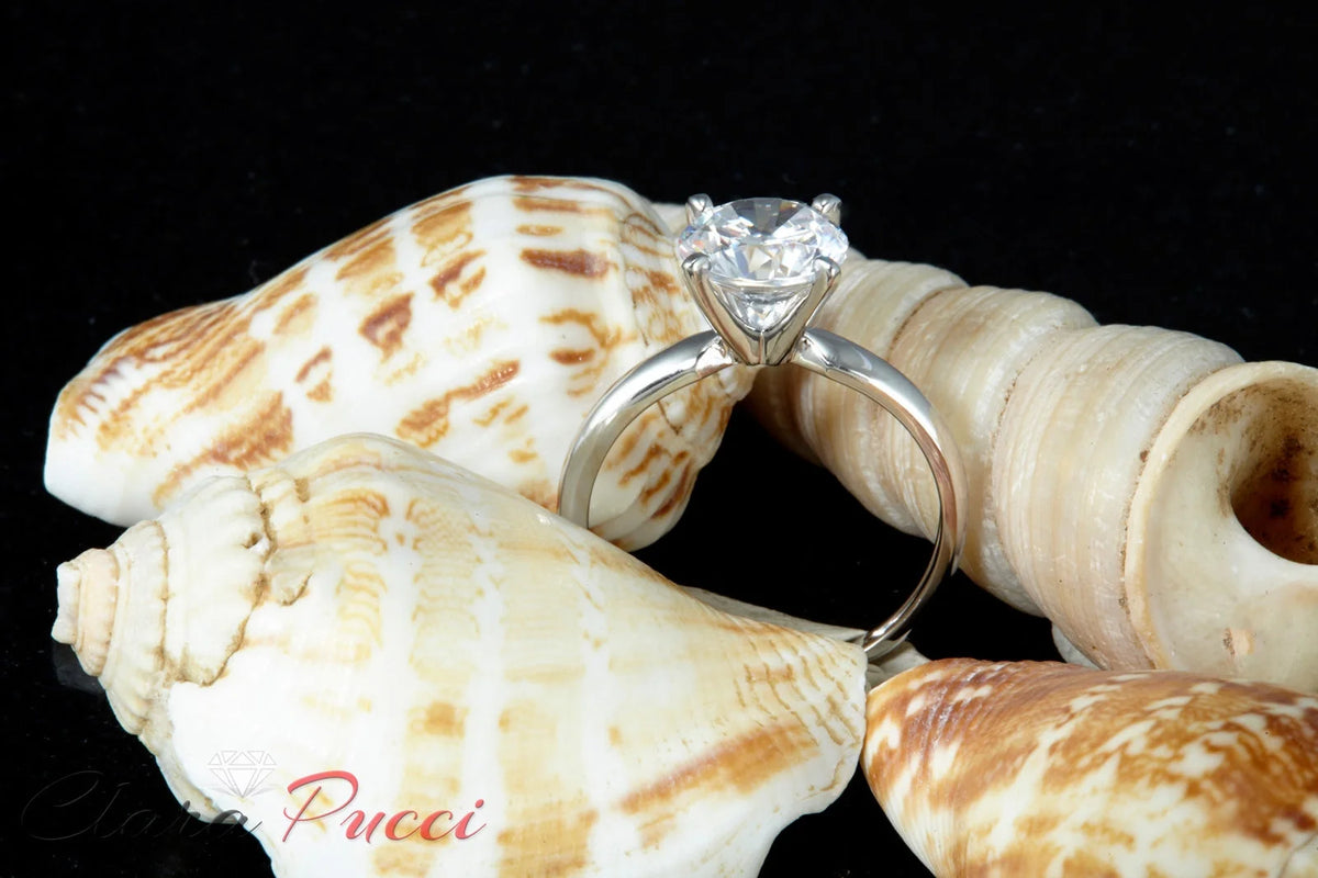 18k White Gold Solitaire Ring J9790
