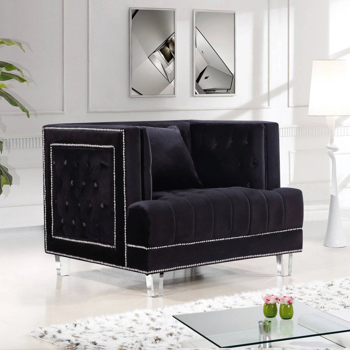 Cream Velvet Chair R619