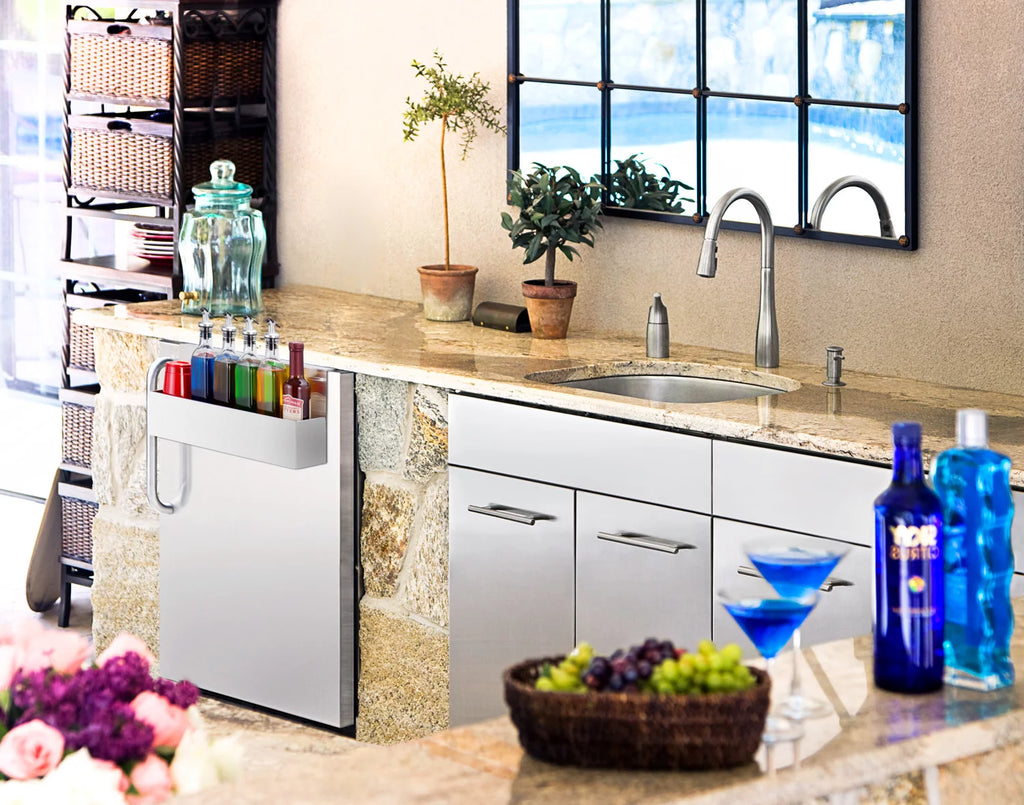 24" Wide 5.5 Cu. Ft. Outdoor Rated Commercial Undercounter Refrigerator T891
