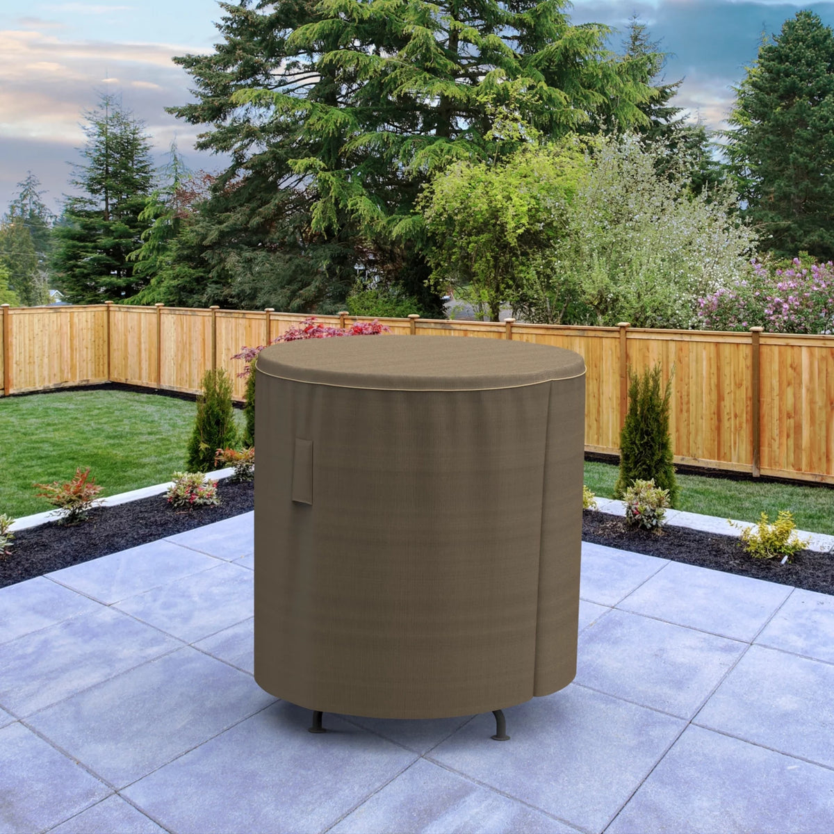 Black and Tan Patio Bar Table Cover V351