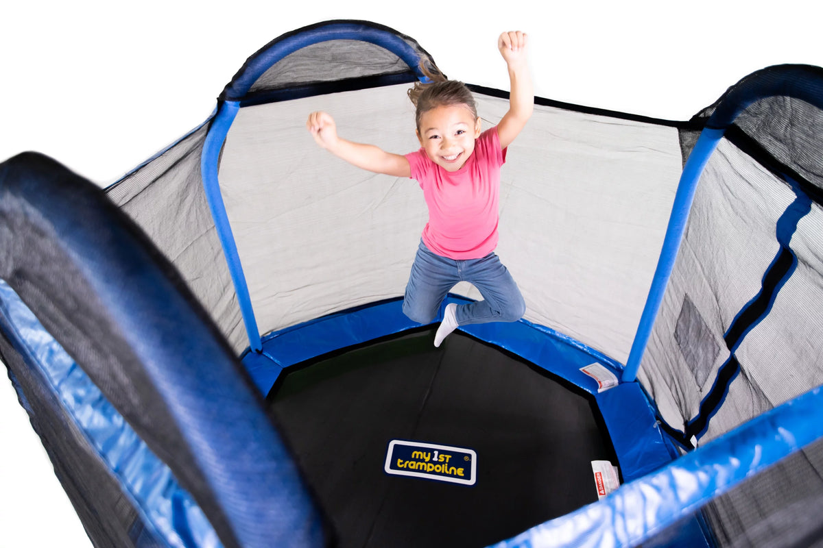 7-Foot Hexagon Trampoline for Kids P9846
