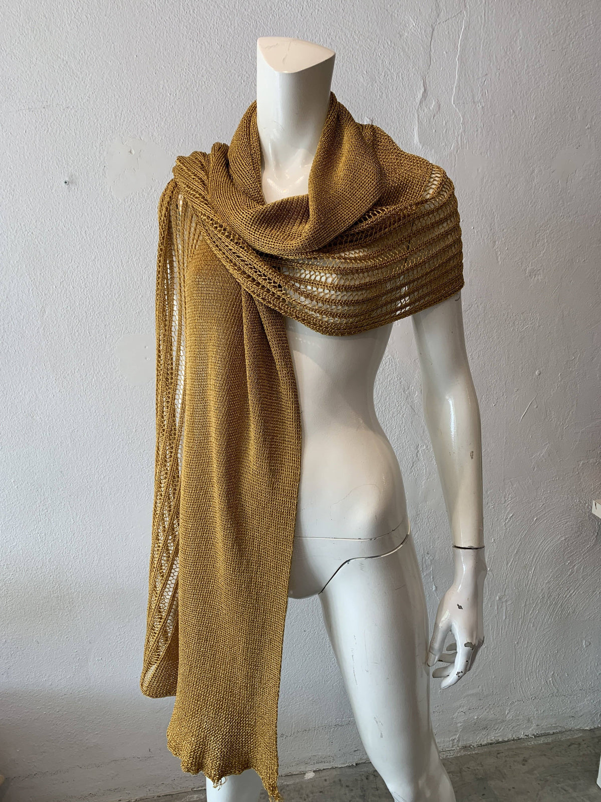 White Scarf C2759