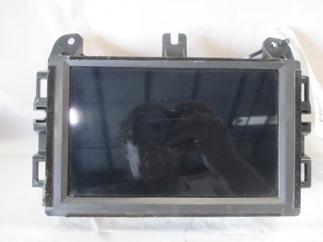 Pre-Owned Dodge Durango AM FM Radio Receiver w/Display OEM H209662