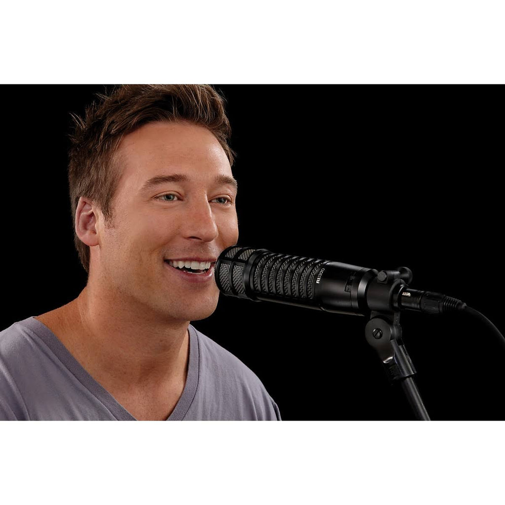 Dynamic Microphone P993