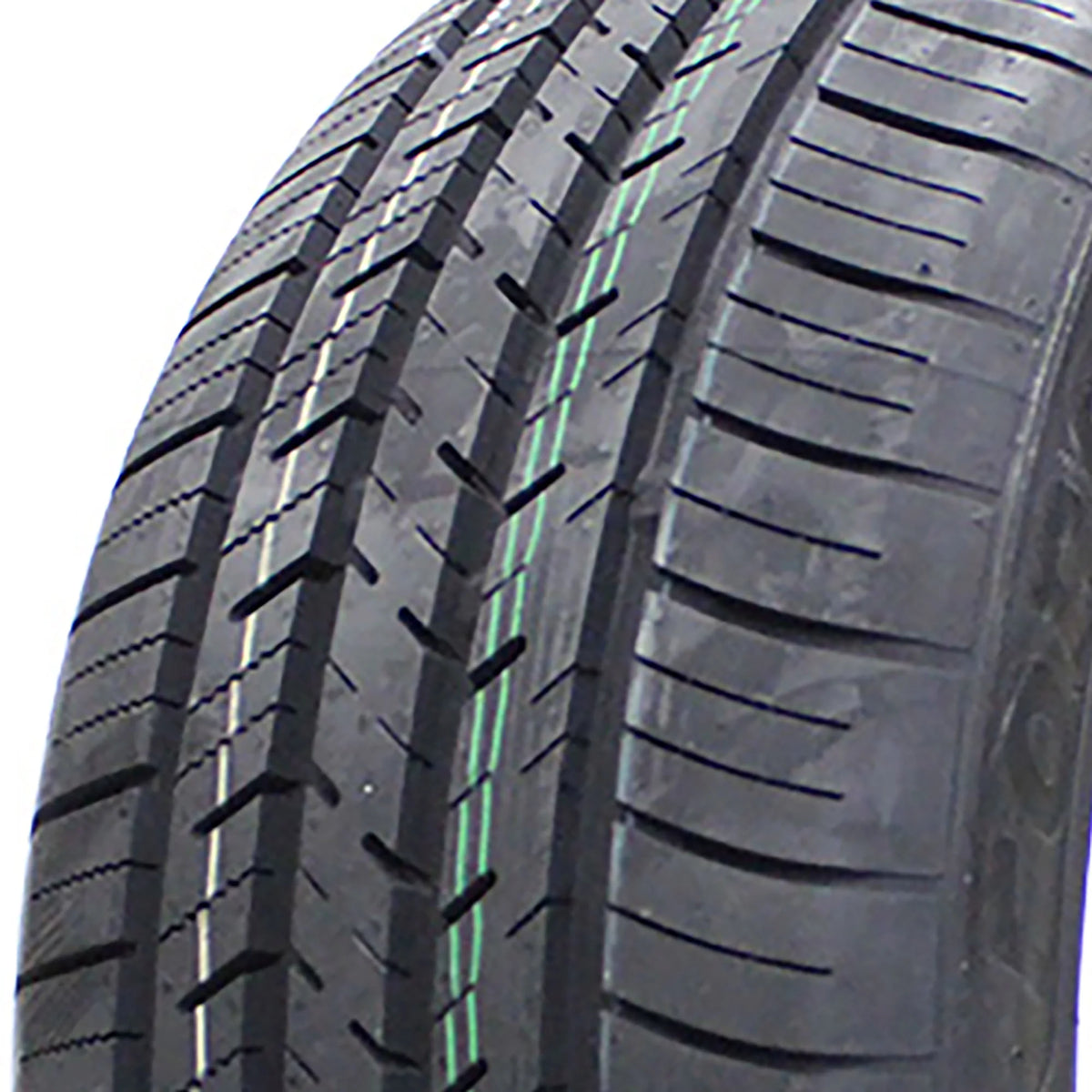 235/55R17 99 W Tire L81801