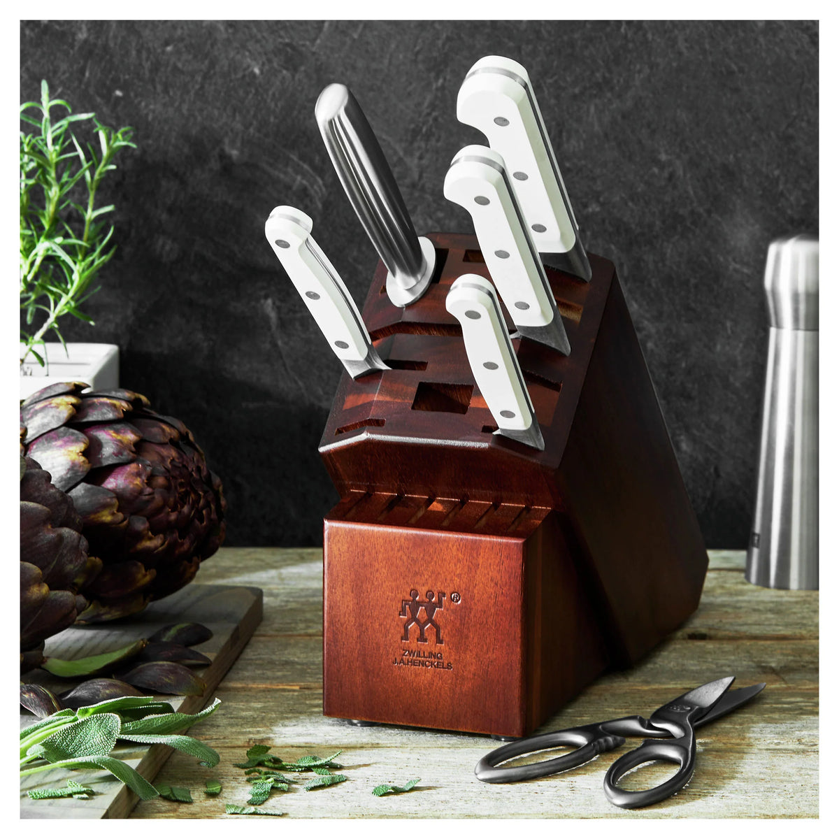 7pc Knife Set in Acacia Block Q43459
