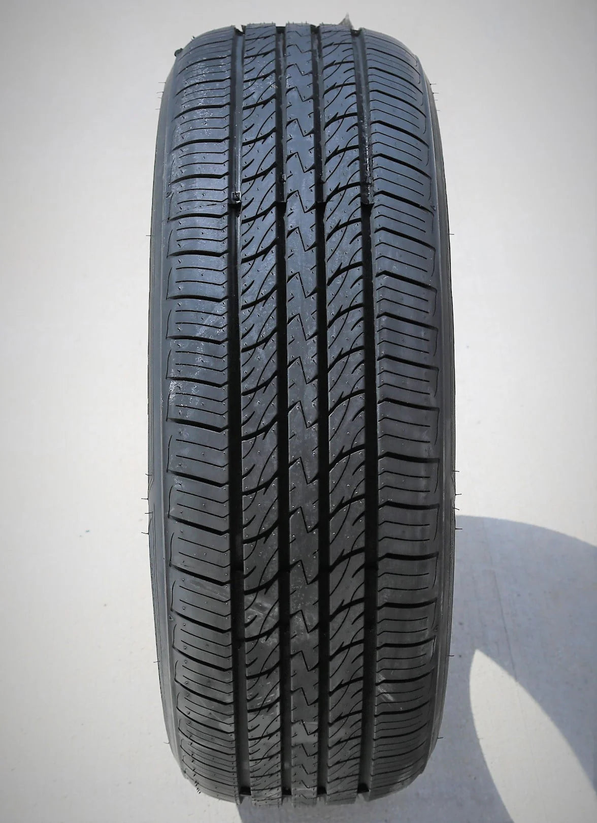 205/70R16 97H All Season Tire Q32662
