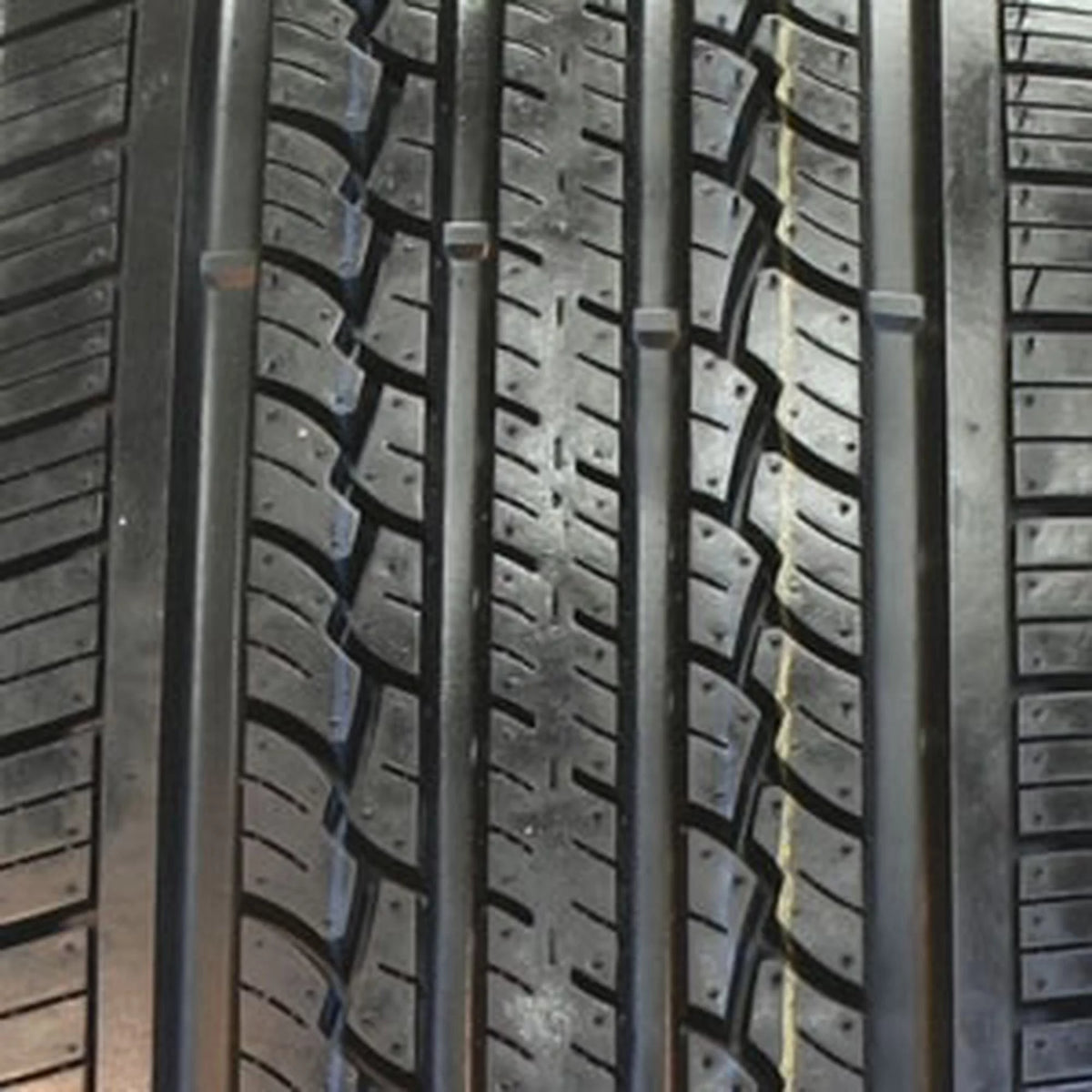 All Season 215/70R15 98T Passenger Tire T337673