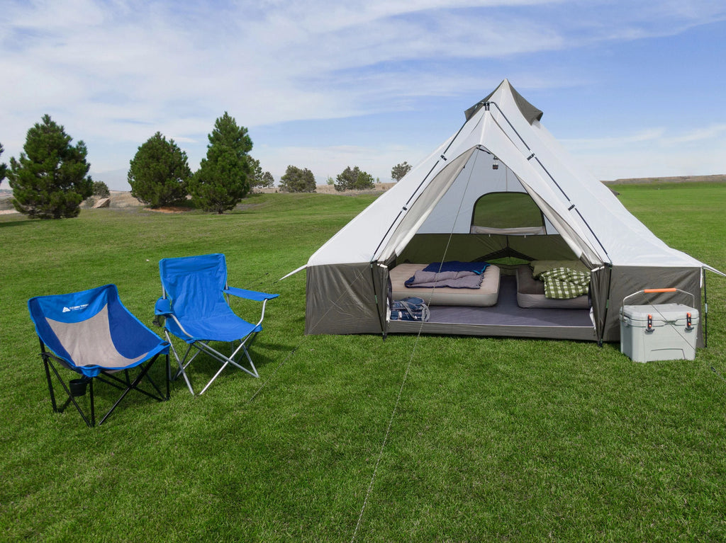 8 Person Camping Tent with Covered Entrance W37383